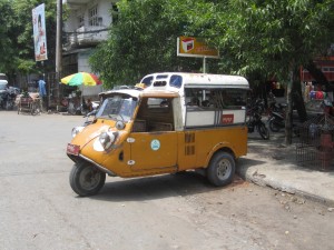 Myanmar-Burma-mini-taxi