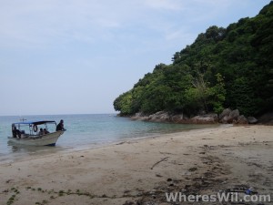 Island-Exploration-Malaysia-Bidong